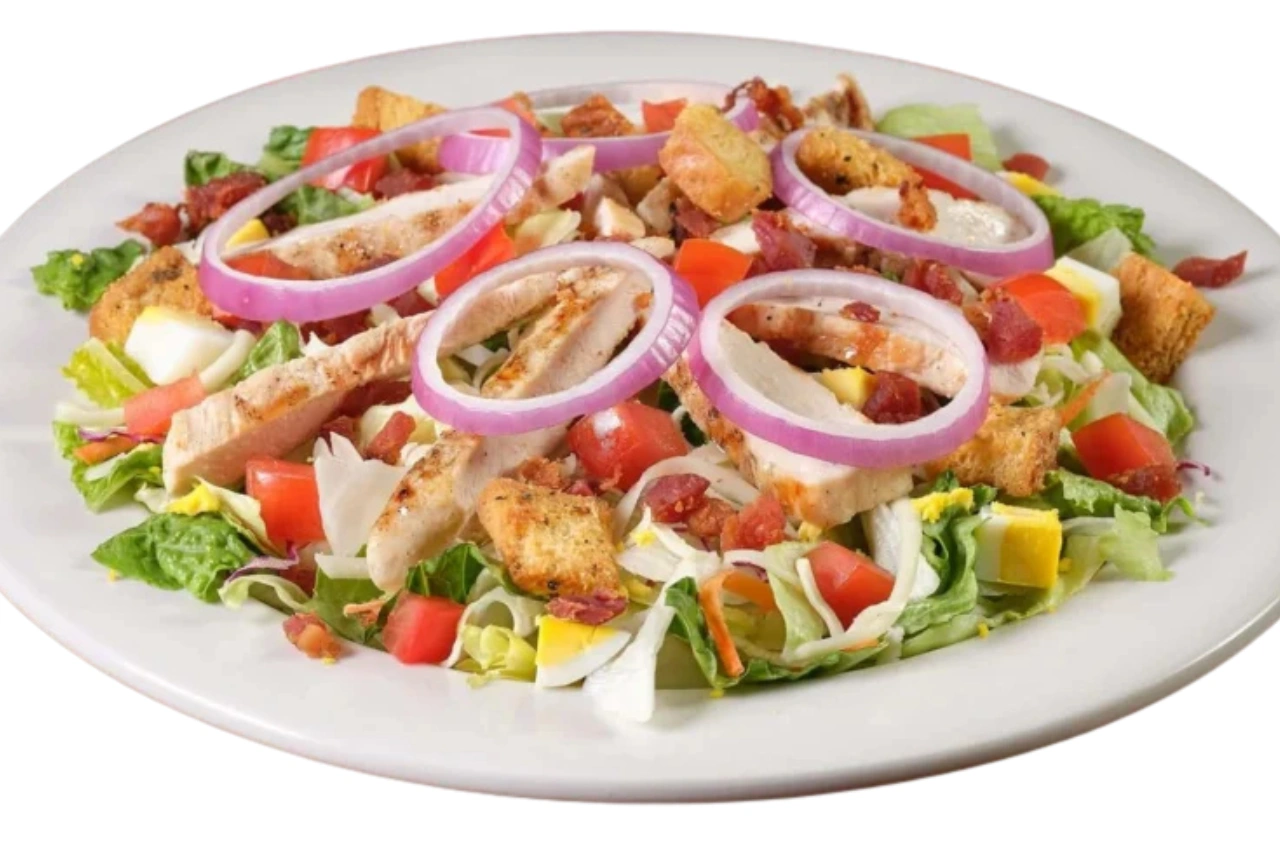 Texas Roadhouse Grilled Chicken Salad Price, Size & Calories 2025 1 Texas Roadhouse Grilled Chicken Salad